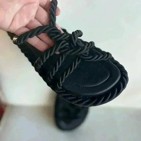 like new! Black rope sandals H&M size 9 sailor 50s 70s boho - Picture 5 of 7